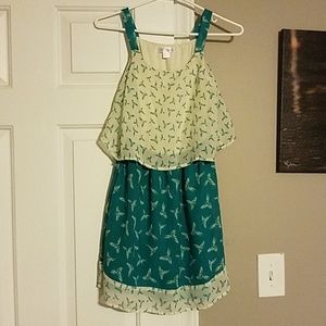 Girl's dress